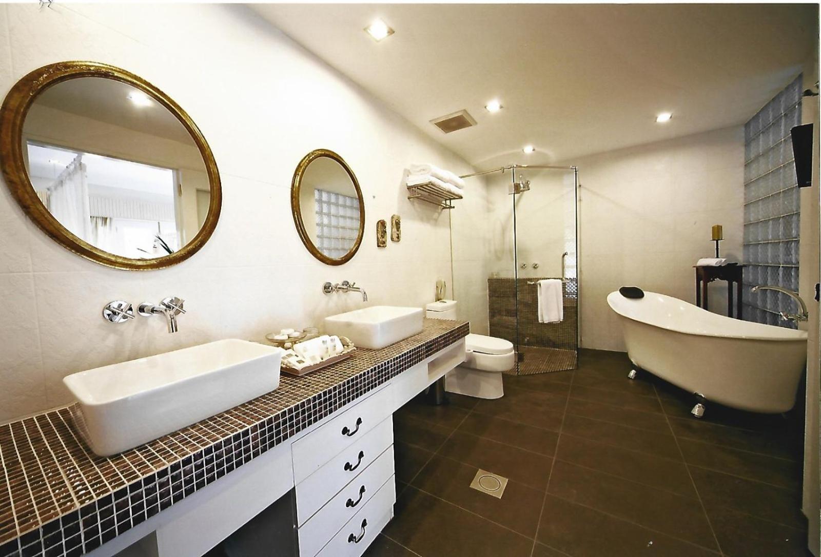 Hotel Indulgence Living Ipoh Exterior foto
